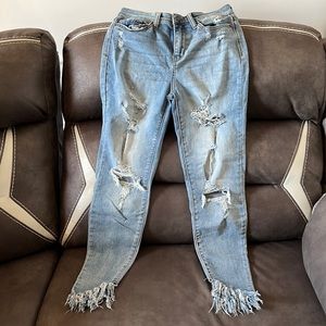 Judy blue skinny distressed jeans size 7/28